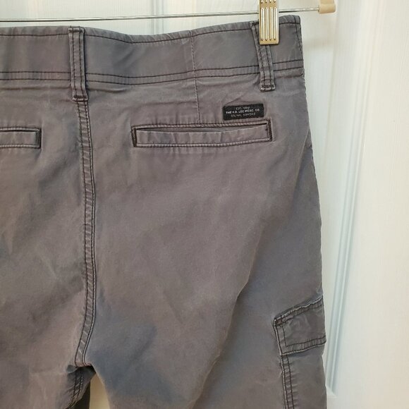 Lee Extreme Motion Dark Grey Men's cargo shorts Size 30 - Picture 9 of 9
